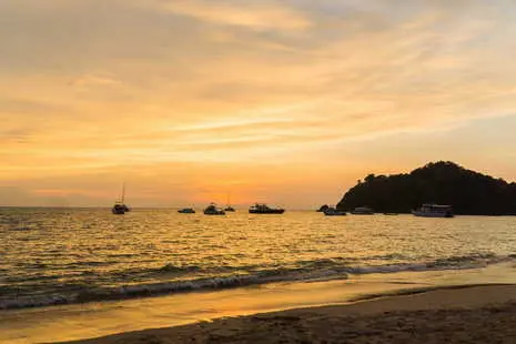 Ba Kan Tiang Beach, Ba Kan Tiang Bay, Koh Lanta