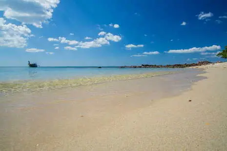 Koh Lanta beautiful beach