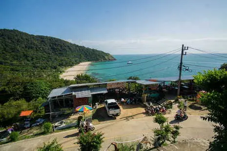 Nui Bay, Klong Jark beach, Mai Phai bay ( Bamboo beach ), Koh Lanta, Krabi province